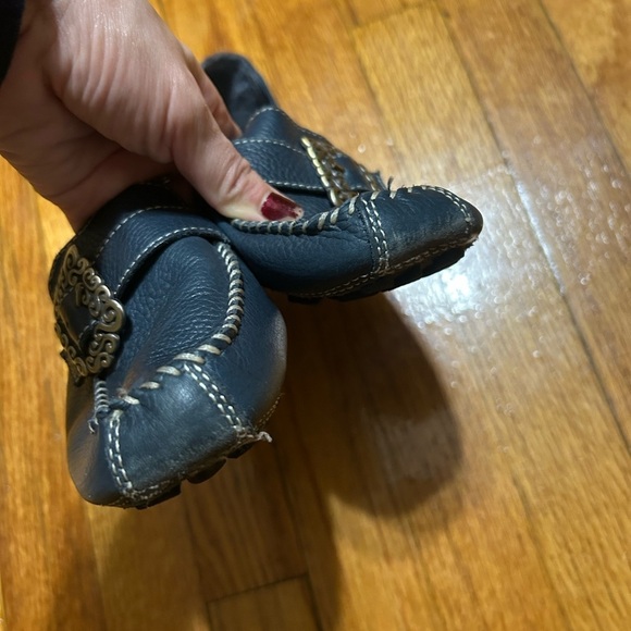 Bare Traps~Ladies Leather Slip-On Loafers~Size 7.5 Blue Pre-Owned - Picture 6 of 13